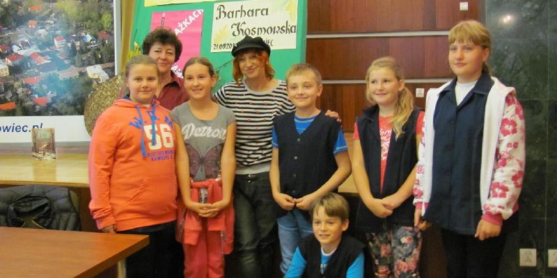Sprawozdanie ze spotkania autorskiego z Barbarą Kosmowską - GBP Dębowiec Sprawozdanie ze spotkania autorskiego z Barbarą Kosmowską - GBP Dębowiec